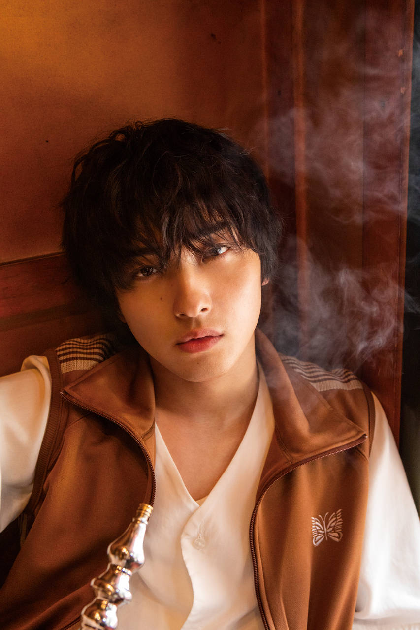 横浜流星 飾らない素顔をたっぷり捉えた2019年カレンダーが10月30日発売決定!!