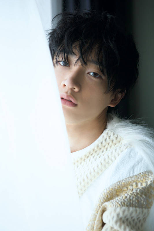 和合真一、お気に入りは”金持ち風パジャマ姿”!?|写真集『+α』発売記念握手会【収録写真も公開】