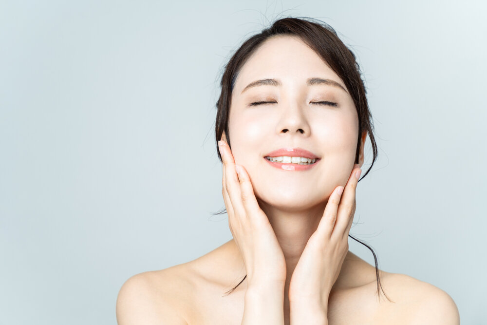 【図解】「唾液腺マッサージ」で口の乾燥や口臭を予防しよう【歯科医師監修】