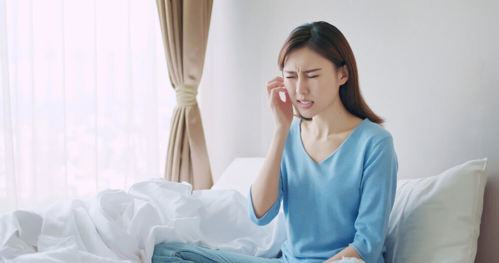 上顎が痛い原因は口の外にあった！?　症状から考えられる病気と治療法【歯科医師監修】