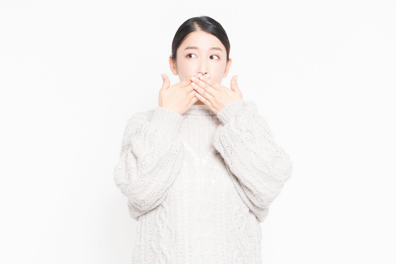 歯ぐきが下がる原因は歯周病だけじゃない！　全ての原因と対策を徹底解説【歯科医師監修】