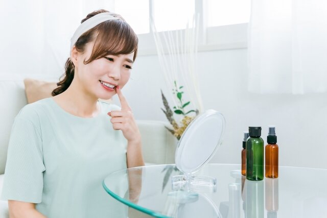 歯ぐきにできる水ぶくれは病気のサイン?　原因や対処法、注意点を解説