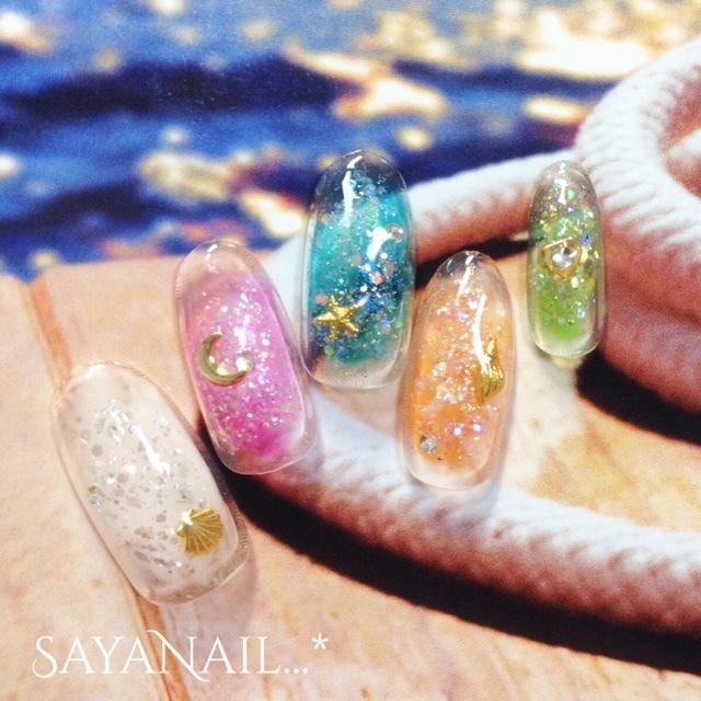 2016夏指先からお姫様に夏にぴったりなシェルネイル30選