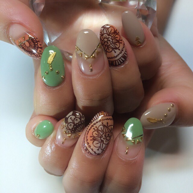 2019秋冬エスニック柄が大人気セルフでできるアジアンネイル30選