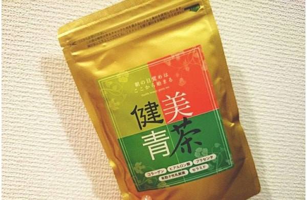 スタイルキープの秘訣は"青汁"