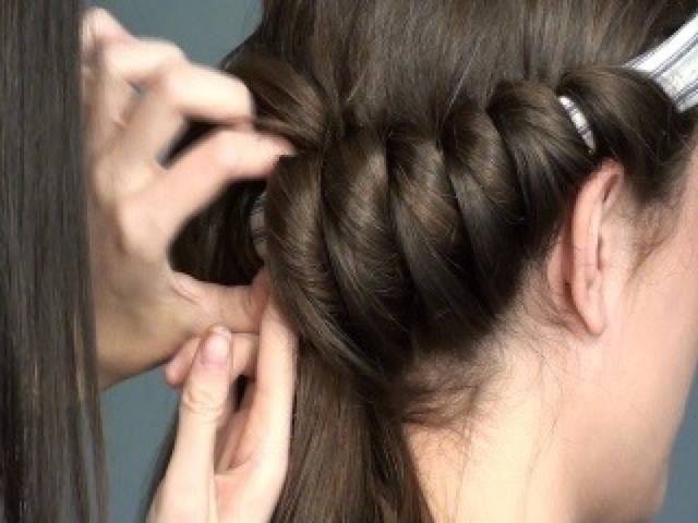 ヘアバンドカール With Online 講談社公式 恋も仕事もわたしらしく