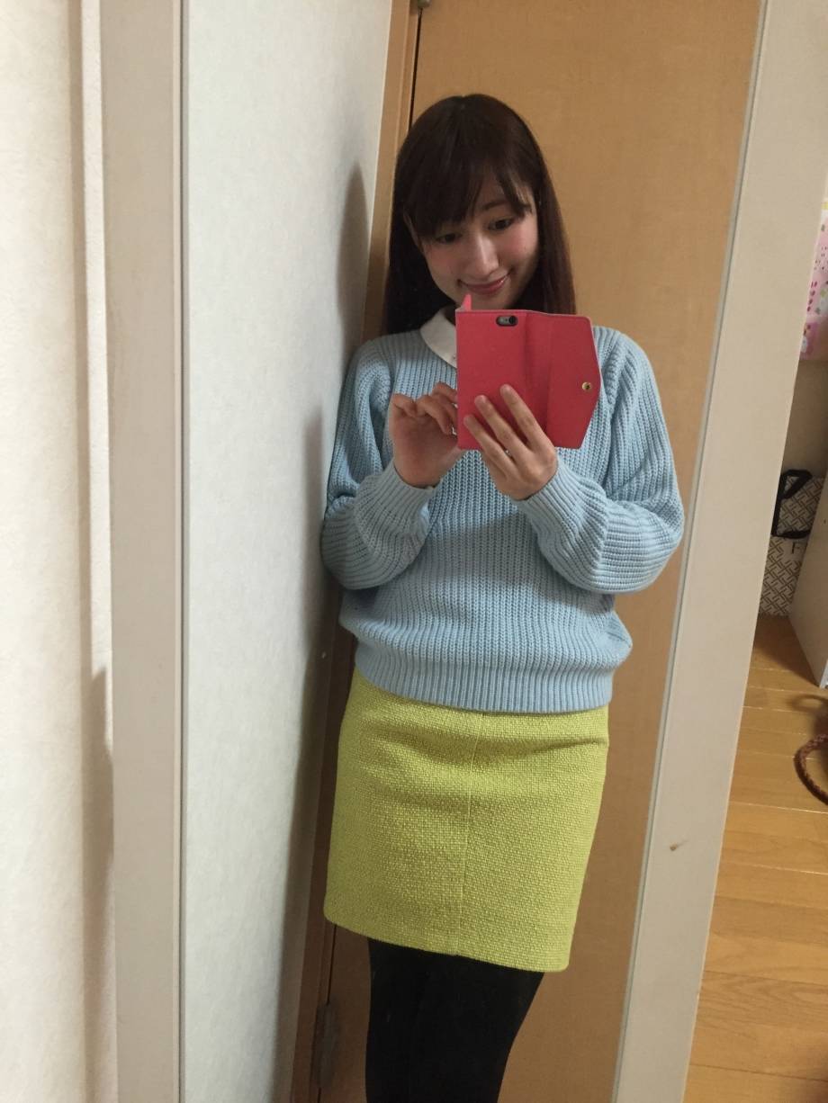 水色 黄色 冬のカラーコーデ オフィス編 With Lab ファッション With Online 講談社公式 恋も仕事もわたしらしく