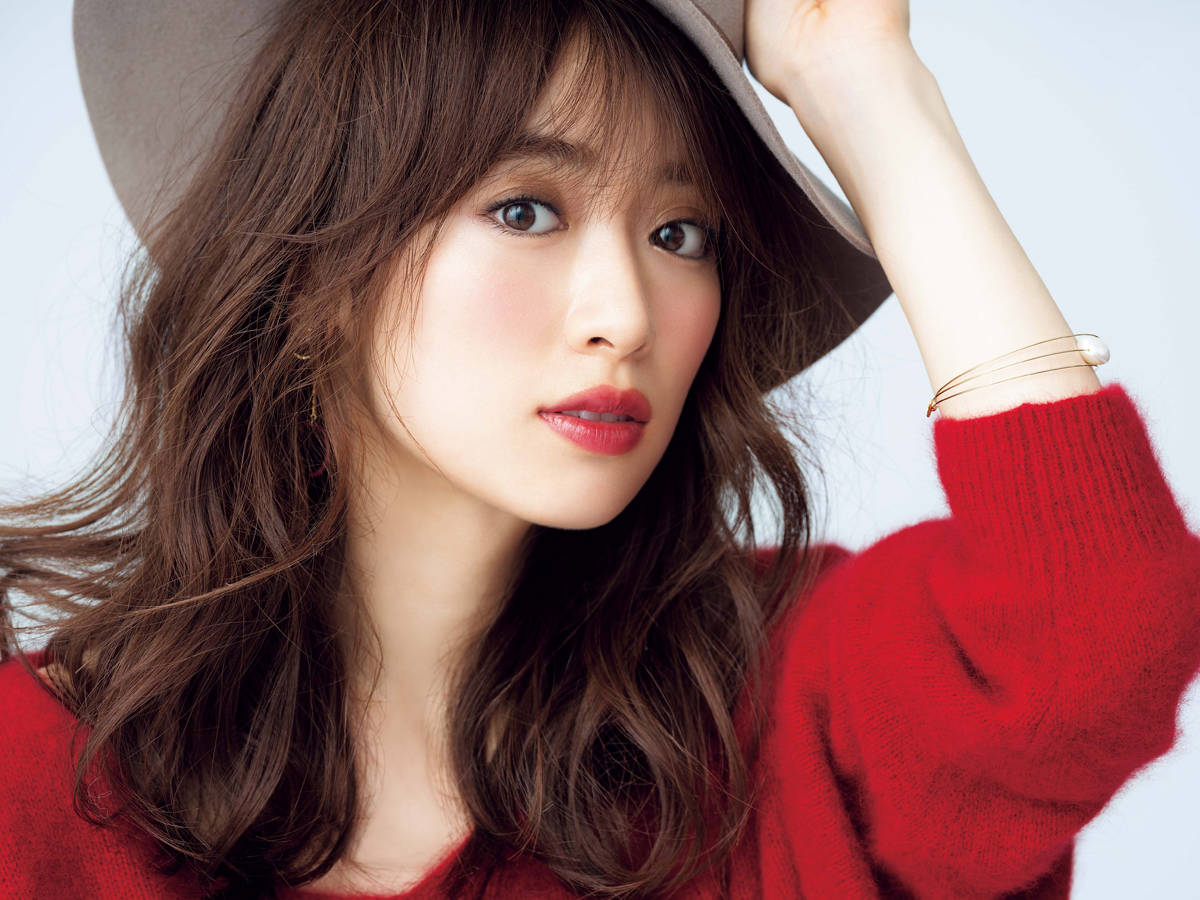 この選択がキレイの近道 恋が生まれるアイシャドウ 口紅 恋が生まれるメイクの教え With Online 講談社公式 恋も仕事もわたしらしく