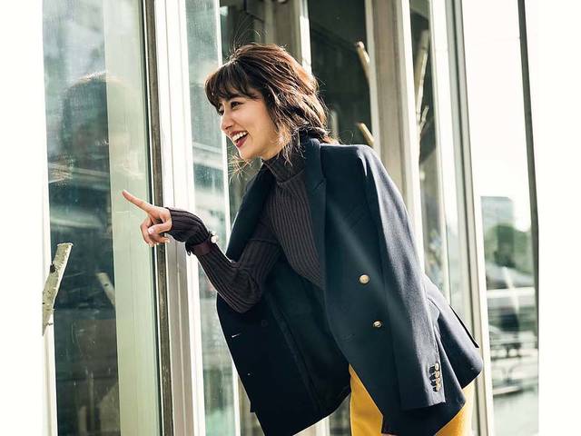 仕事もデートもバッチリ かしこいコスパで美人着まわし 紺ブレザー編 ファッションで私らしく With Online 講談社公式 恋も仕事もわたしらしく