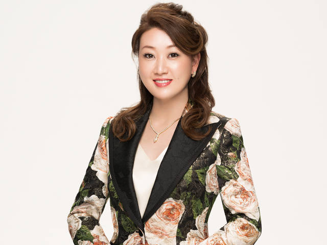 細木かおり 男性のスマホを見る女 メッタ斬り19 あなたが結婚できない理由 With Online 講談社公式 恋も仕事もわたしらしく