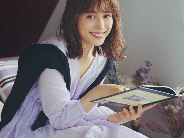 広瀬アリスの着まわし３weeks 自己肯定感を高める夏コーデ 前編 ファッションで私らしく With Online 講談社公式 恋も仕事もわたしらしく