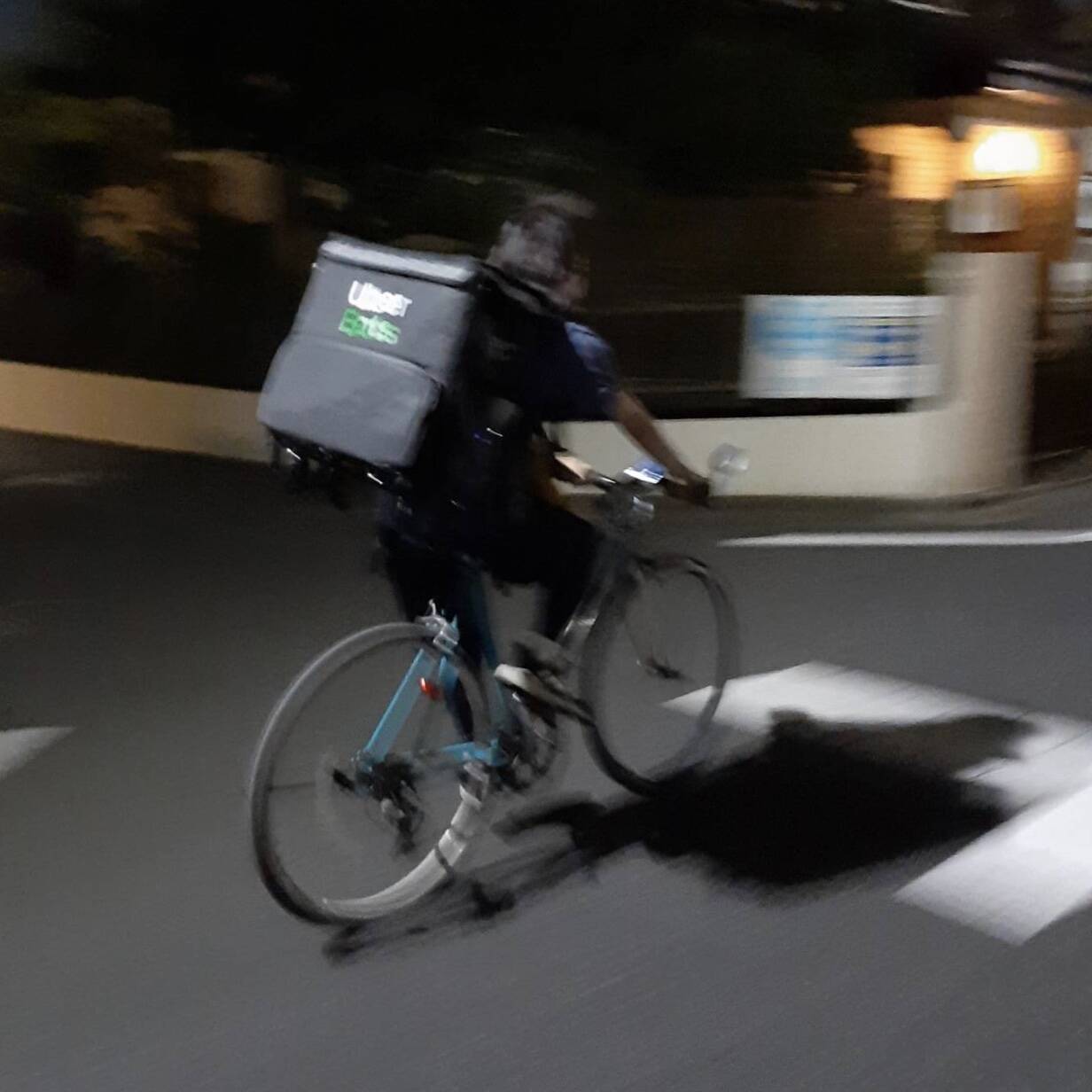 ウーバーイーツ女子 丸の内olの私が ウーバーイーツで副業はじめてみた With Lab ライフスタイル With Online 講談社公式 恋も仕事もわたしらしく