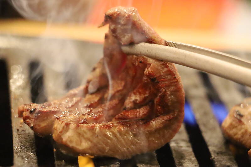 大阪 今夜は焼肉に決まり 堂山町で見つけたホルモン焼肉店 マックス ザ ホルモン With Lab ライフスタイル With Online 講談社公式 恋も仕事もわたしらしく