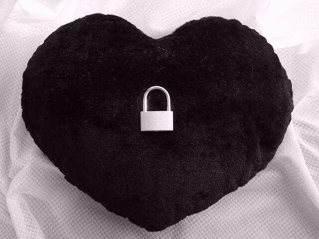 不眠 With Online 講談社公式 恋も仕事もわたしらしく