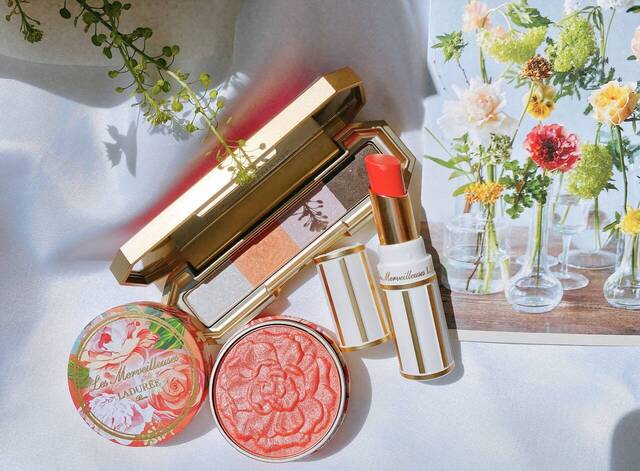 レ・メルヴェイユーズ ラデュレ コスメ 21点セット レ・メルヴェイ