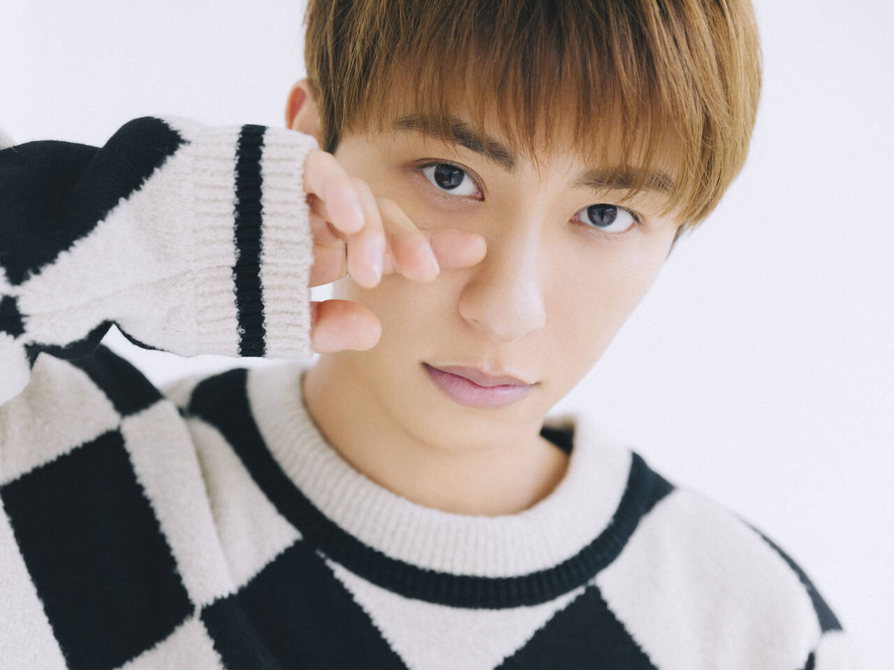 與真司郎（AAA）「旅先での出会いが世界を広げてくれる。未知の
