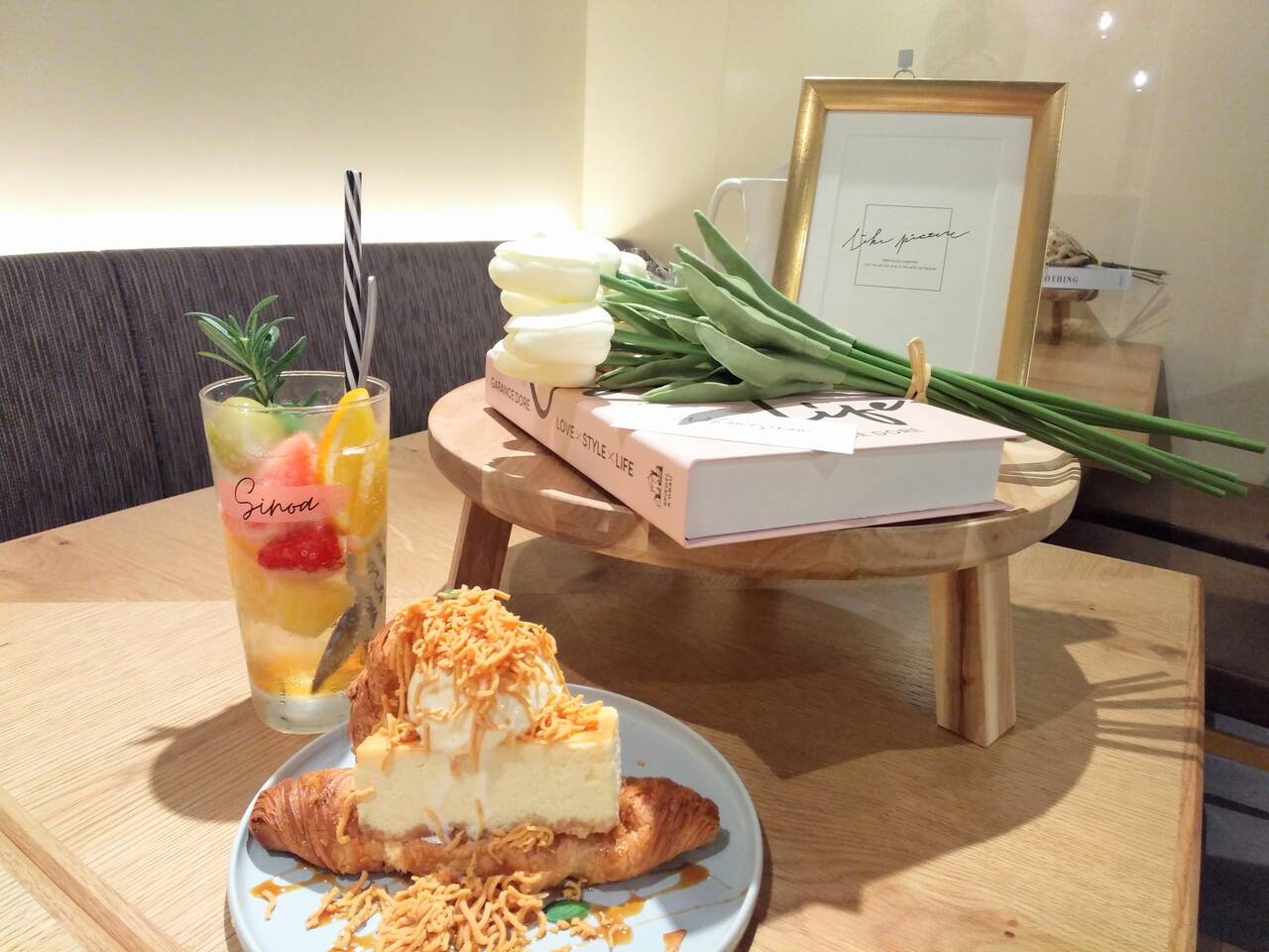 京都カフェ 濃厚チーズケーキやsdgsサワーが楽しめる 隠れ家カフェが新オープン With Online 講談社公式 恋も仕事もわたしらしく