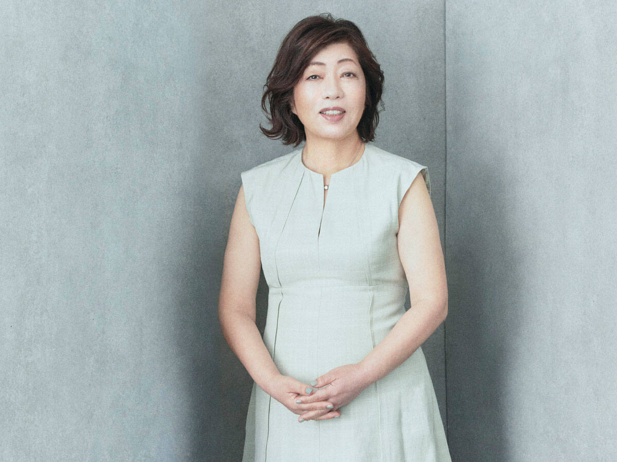 林真理子「“頑張らない”風潮に合わせていたら、何も起こせないまま。人生において“何か”欲しいならやっぱり動かなくちゃ」 with class 講談社公式 家族の時間をもっと楽しく
