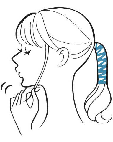 ---〈3〉ワックスでおくれ毛に束感をつくる