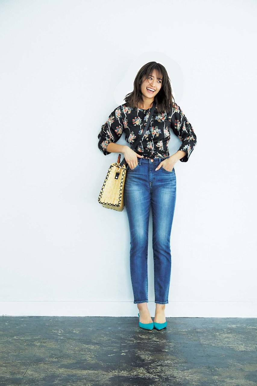 腰張りなどのお悩み別デニム 腰高ゆるスキニー６選 ファッションで私らしく With Online 講談社公式 恋も仕事もわたしらしく