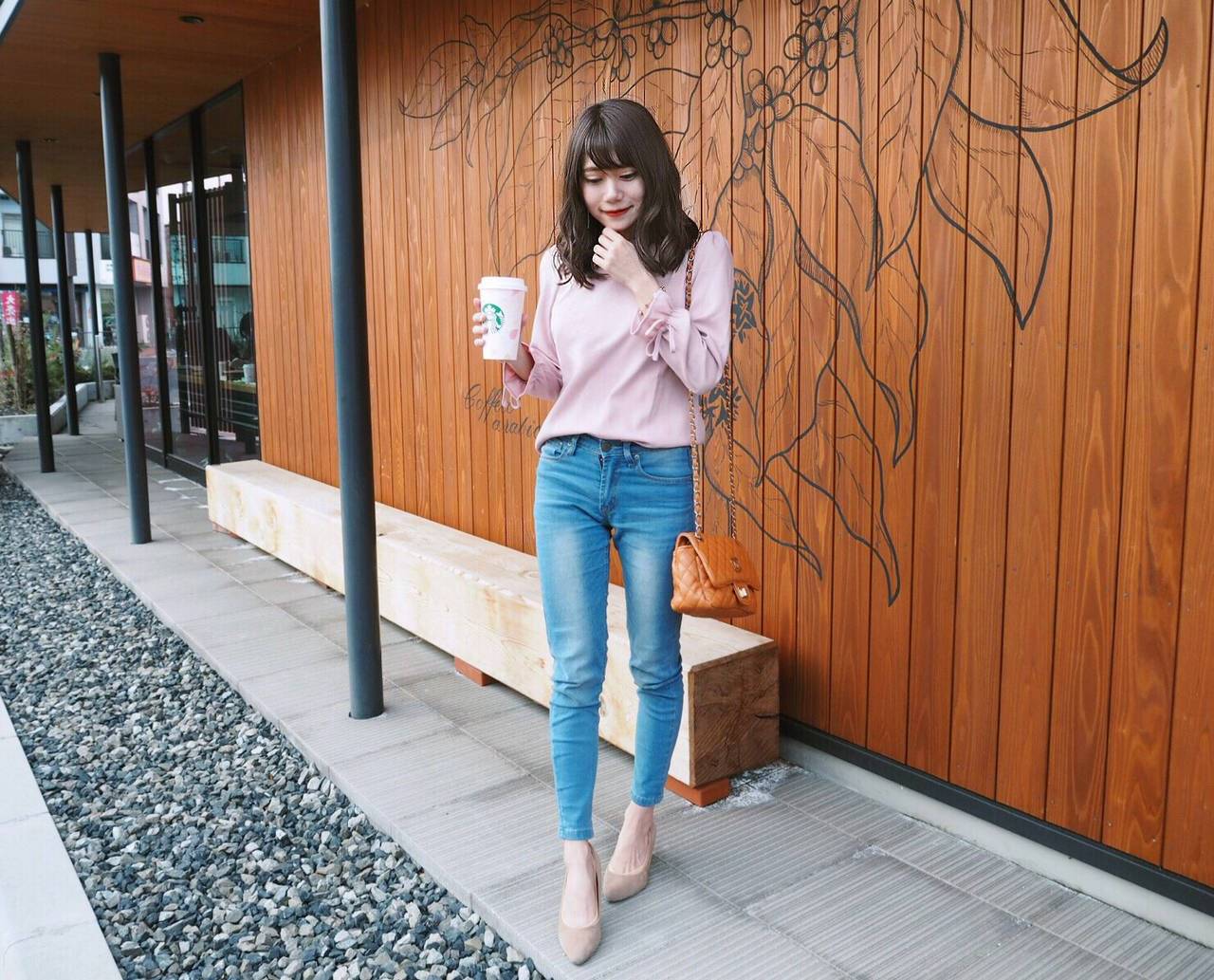 おしゃれolの デニムコーデ に大注目 今getすべきデニムスカートって オシゴト女子withlabのootd With Online 講談社公式 恋も仕事もわたしらしく