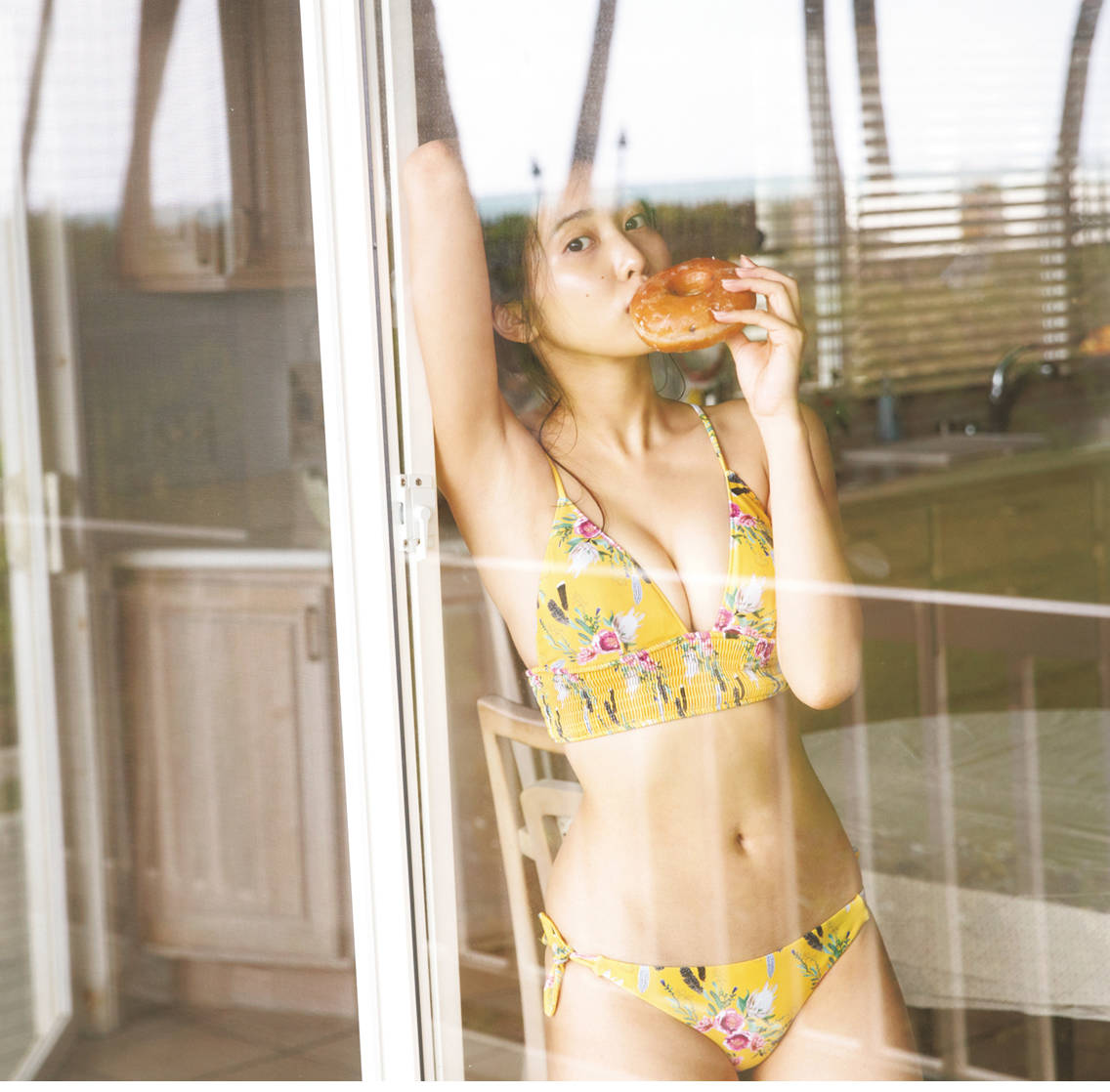 美品 ☆ ALEXIA STAM フラワープリント セパレート水着 アリシアスタン 花柄イエロービキニ アリシアスタン】フラワープリント