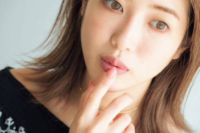 ---1.リップの上にチークをON