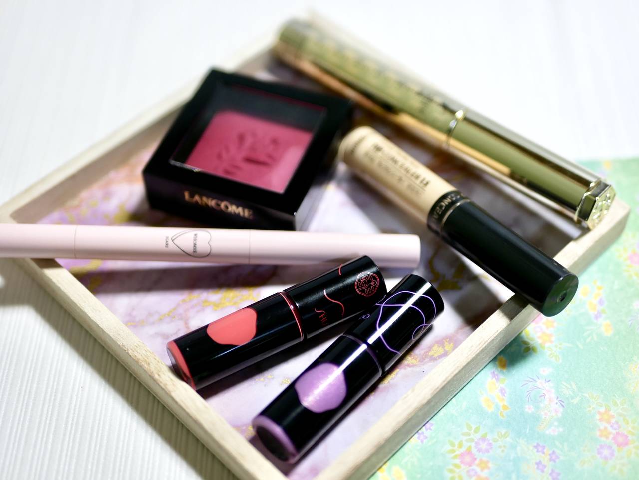 ポーチのスタメン決定 19春の ポイントメイク おすすめコスメ With Online 講談社公式 恋も仕事もわたしらしく