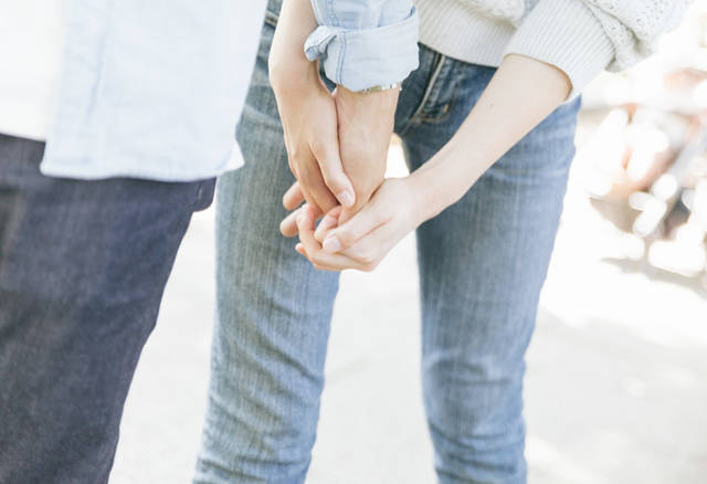 会いたい人に会える方法 会いたい と思ってもらうには 男性の本音や会いたいと思わせる女性の特徴についても解説 With Online 講談社公式 恋も仕事もわたしらしく