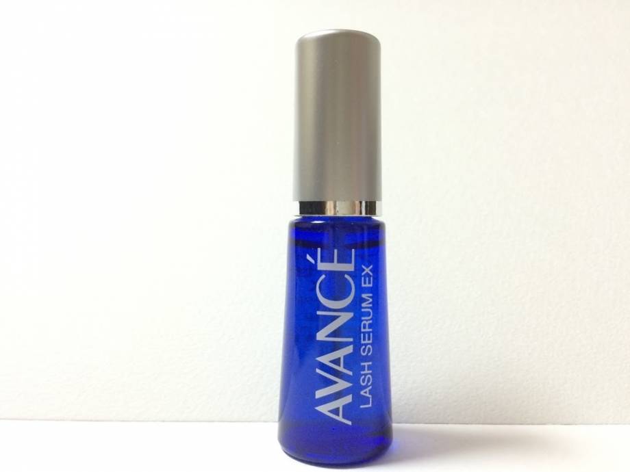 まつ毛美容液の正しい塗り方 効果的な使い方とおすすめアイテム12選 恋が生まれるメイクの教え With Online 講談社公式 恋も仕事もわたしらしく