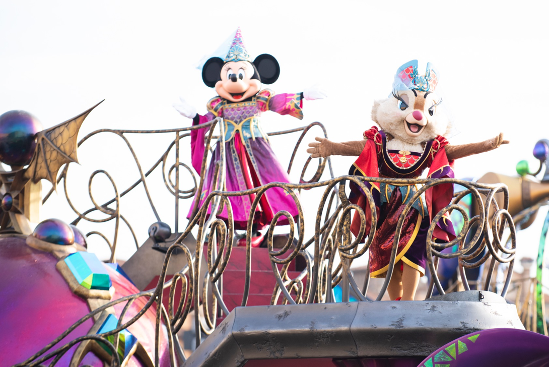 自然と体が動き出す 今年初開催 ダークで妖しいハロウィーン フェスティバル オブ ミスティーク の見どころ大公開 東京ディズニーシー With Online 講談社公式 恋も仕事もわたしらしく