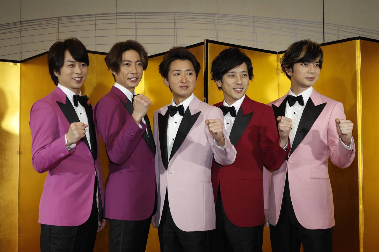 【最終値下げ】嵐5×20スーツ衣装 最終値下げ】嵐5×20スーツ衣装 - メルカリ