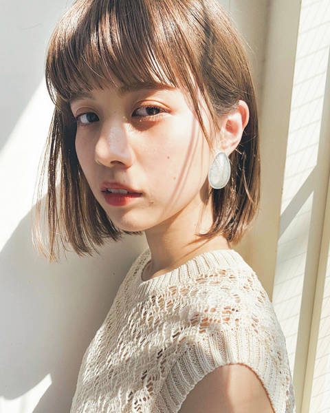 忙しい朝でも勝手にヘアアレンジが決まる スタイリングの裏技を大公開 恋に効くヘアアレンジ With Online 講談社公式 恋も仕事もわたしらしく