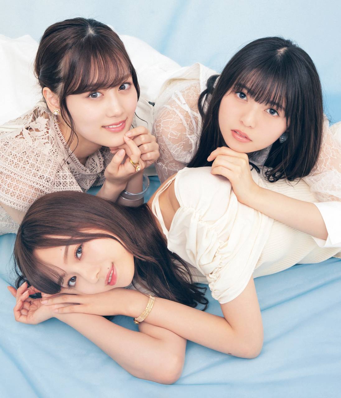 乃木坂46 映像研　サイン色紙 齋藤飛鳥　梅澤美波　山下美月 乃木坂46 映像研 サイン色紙 齋藤飛鳥 梅澤美波 山下美月 - メルカリ