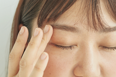 ---2.シャドーBを眉下まで広めに