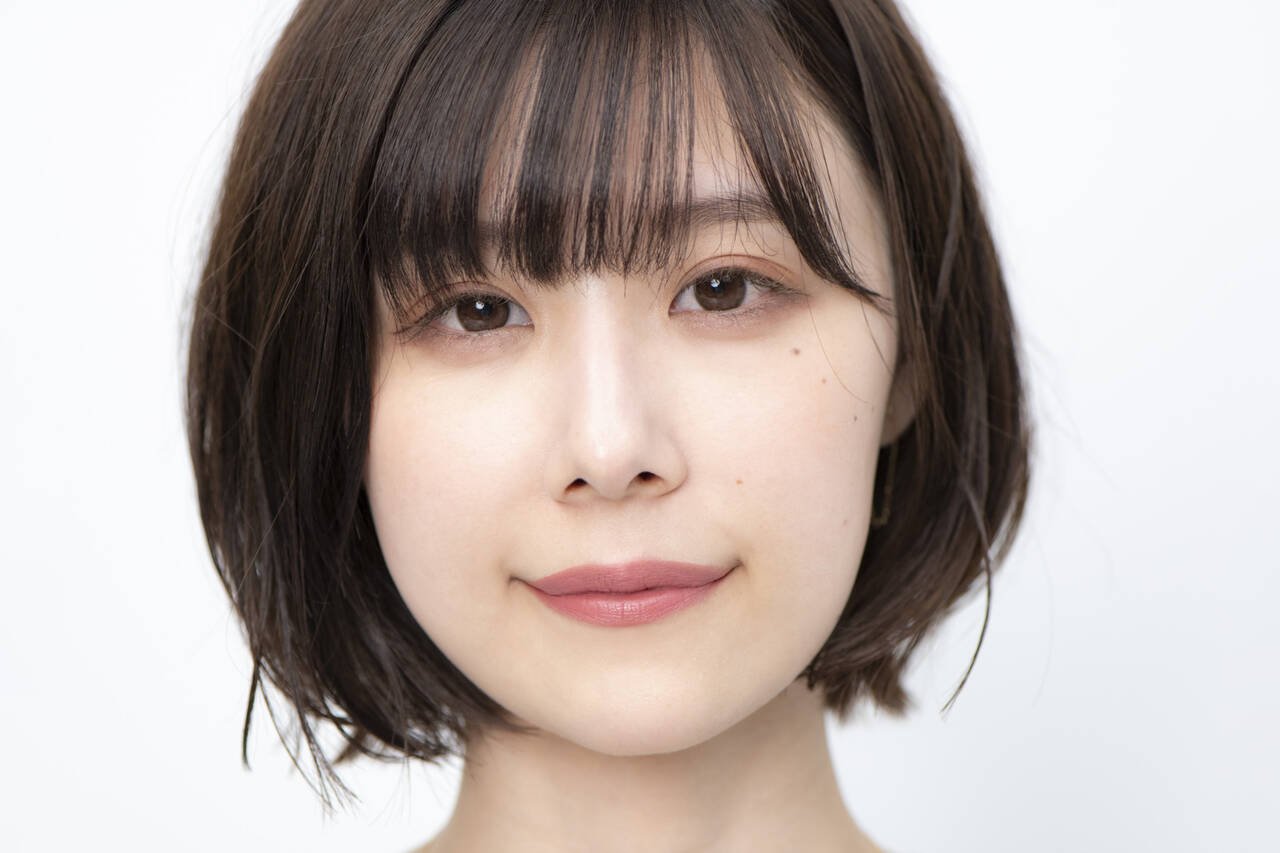 有村藍里が本気で選んだ！ 2020秋冬新色お気に入りリップ5選♡【YSL、ジルスチュアート、トムフォードetc.人気ブランド試してみた】 有村藍里「自分をもっと好きになるための“一歩