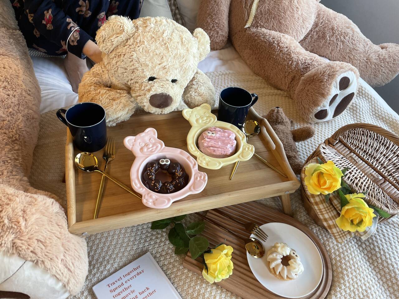 ホテルステイ 人気インフルエンサーコラボ テディベアとピクニック気分が味わえるお部屋でお泊り女子会 With Online 講談社公式 恋も仕事もわたしらしく