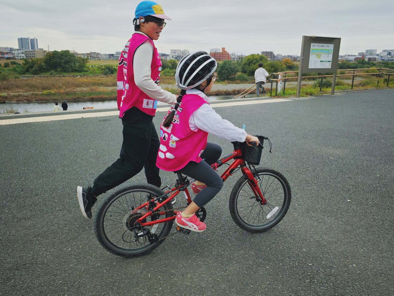自転車9874 楽天市場】【短納期】子供用自転車 キッズバイク 幼児用自転車