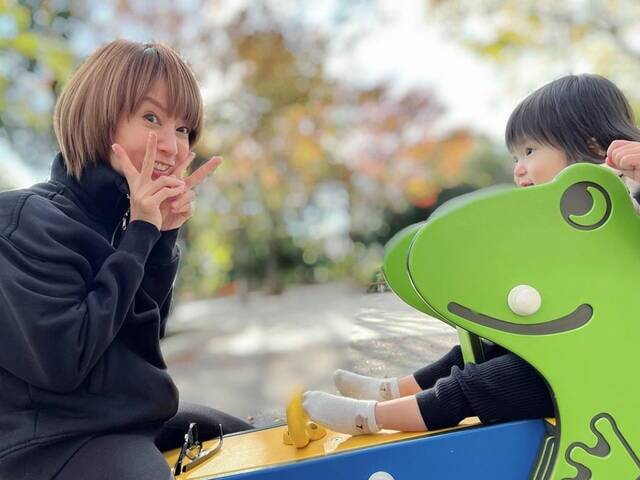3ページ目】3児を育てる鈴木亜美が、悩みながらたどり着いた子育ての