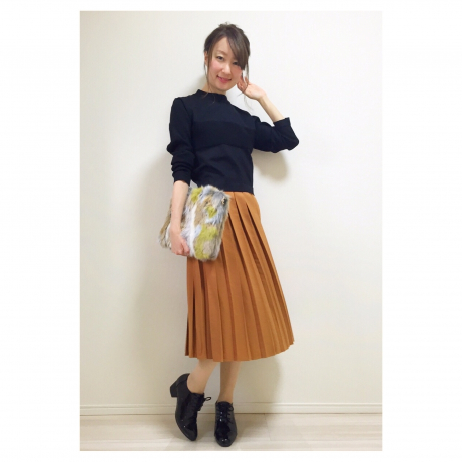 こんにちは。<br /><br /><br />けぇこです。<br /><br /><br /><br />GUのプリーツスカート着まわしました!<br /><br /><br /><br /><br /><img class=