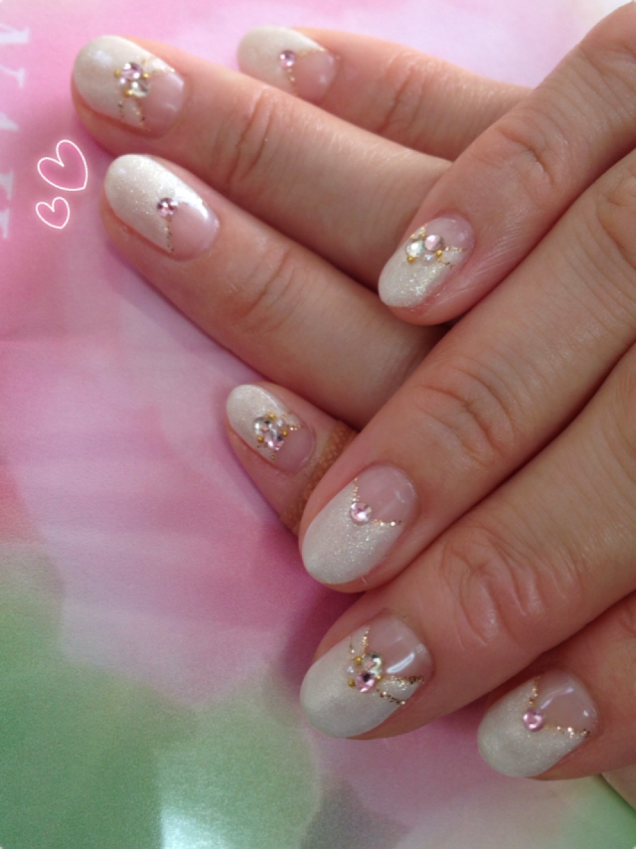 ブライダルネイル With Online 講談社公式 恋も仕事もわたしらしく