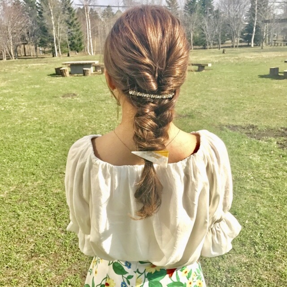 動画付き 春コーデに合うヘアアレンジ With Online 講談社公式 恋も仕事もわたしらしく