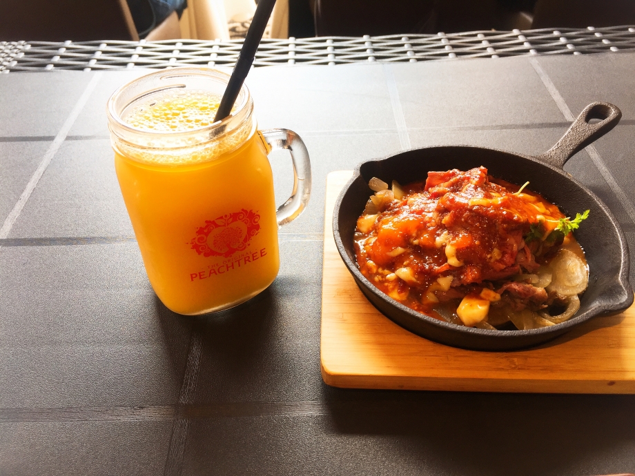 堀江でオシャレランチ With Girls ライフスタイル With Online 講談社公式 恋も仕事もわたしらしく