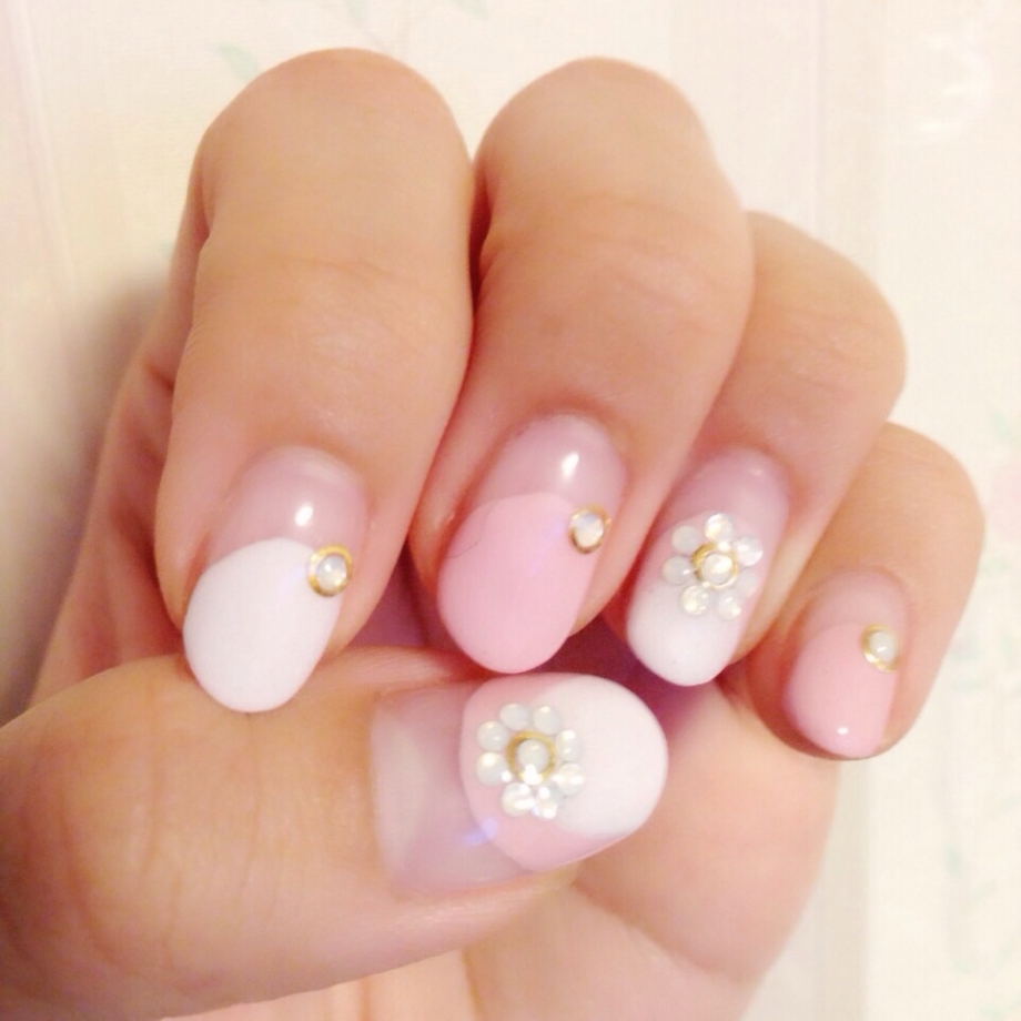 New Nail 丸フレンチ With Lab ビューティー With Online 講談社公式 恋も仕事もわたしらしく New Nail 丸フレンチ With Lab ビューティー With Online 講談社公式 恋も仕事もわたしらしく