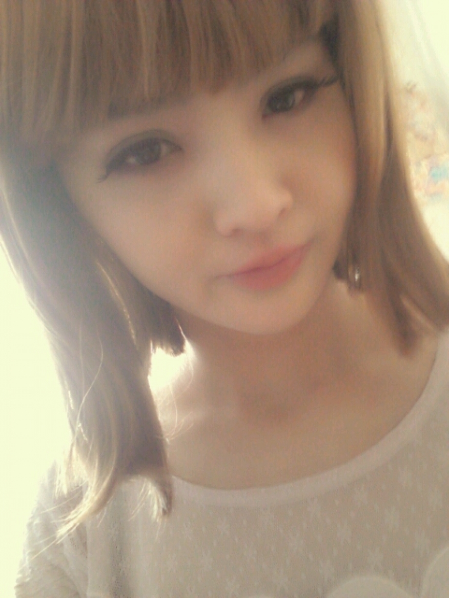 <br /> <br /><br />こんにちよーぐるとヽ(´ー`)ノ<br /><br /><br /><br /><br /><br /><br />今日はオーディションなので<br />全力出し切れるように<br />がんばってくるよん!うむ<br /><br /><br /><br /><br /><br />そんなエリコくん<br />イメチェンしました( ´∀`)へへ<br /><br /><img class=