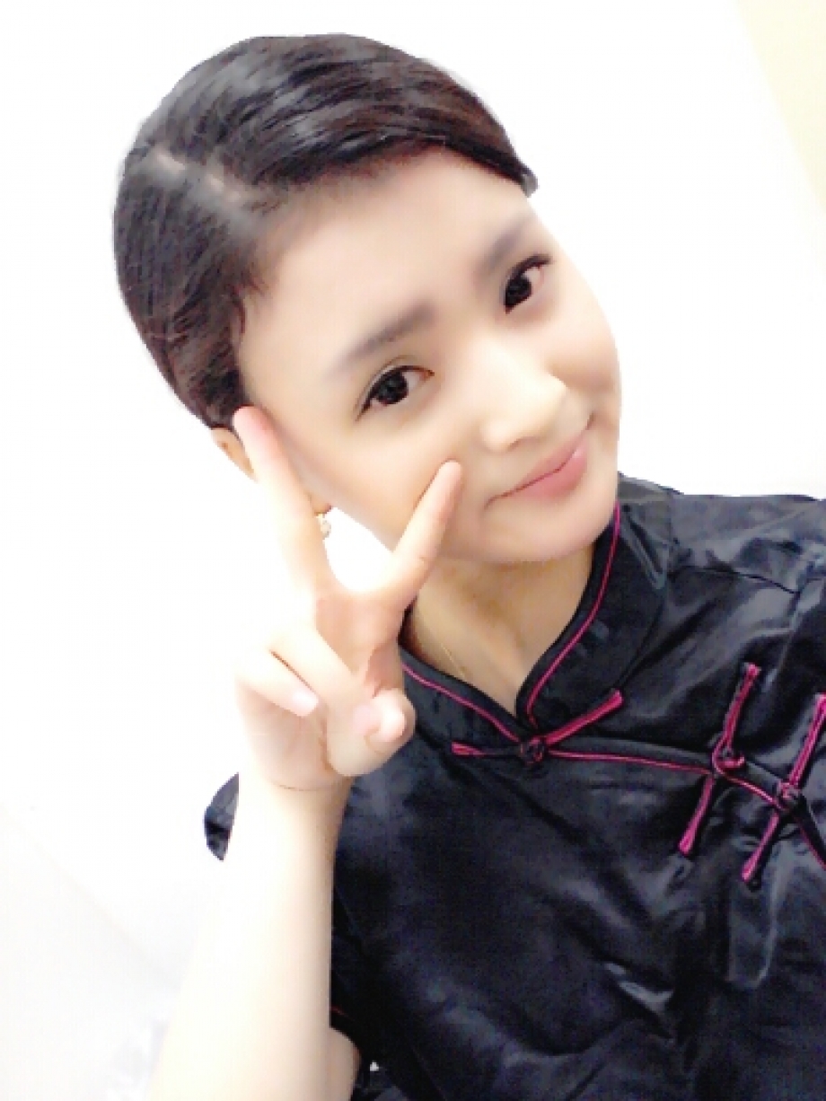 <br /><br /><br /><br />明日はとっても早起きなので<br />早く寝なくては!<br /><br /><br />早寝早起きはお肌にもいいし<br />身体の調子も整うから<br />良いこと尽くしだよねん(^^)/るん<br /><br /><br /><br />ではでは、、、お休みの国☆<br /><br />いつも<br />コメント、イイネありがとん☆<br /> <br /><img class=