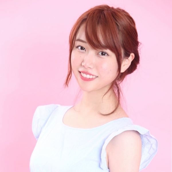 ひなこ Withlab メンバー With Online 講談社公式 恋も仕事もわたしらしく