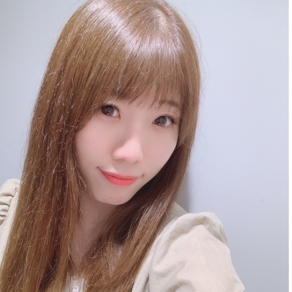 みーたん Withlab メンバー With Online 講談社公式 恋も仕事もわたしらしく