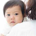 子どもの人見知りはいつまで続く?克服するためにママができること