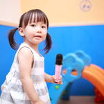 子連れでもカラオケは楽しめる！人気の理由や楽しむための注意点